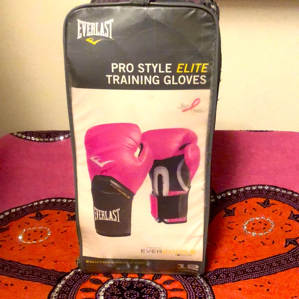 EverLast Pro Style ELITE Training Gloves PINK RIBBON “Breast Cancer” Edition